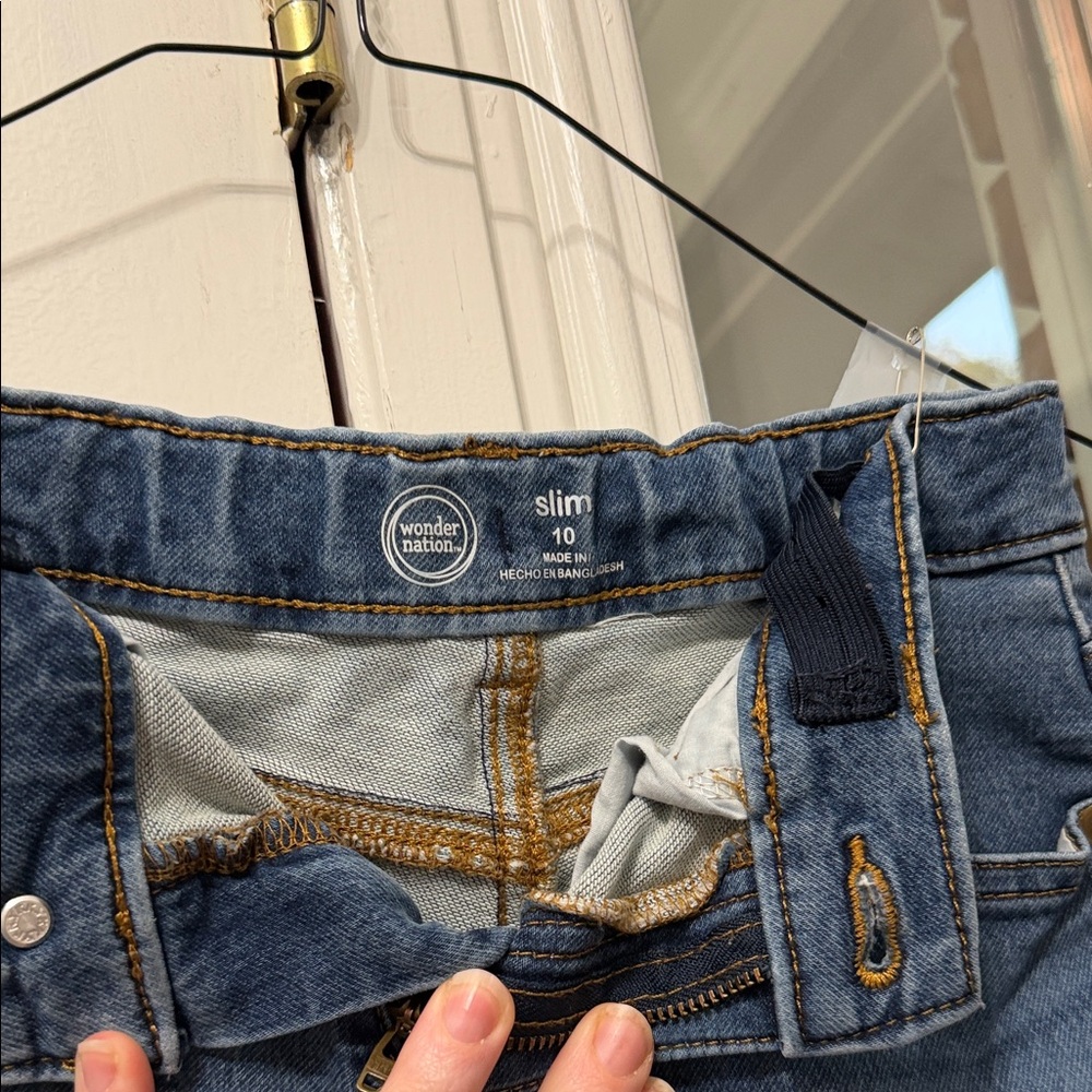 4/$15 Girl’s Blue Denim Jeans - Picture 3 of 5